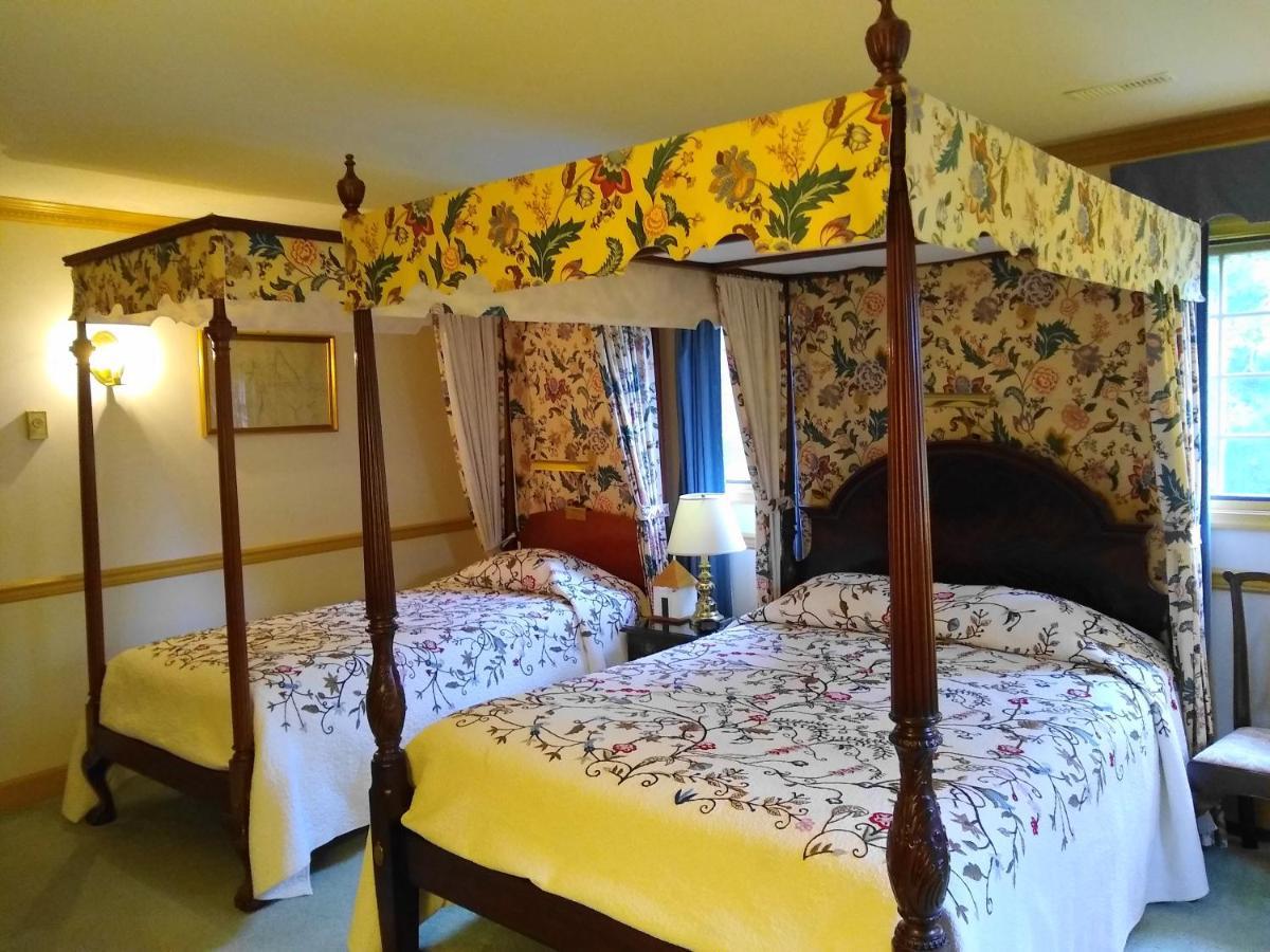 Newport House Bed & Breakfast Williamsburg Room photo
